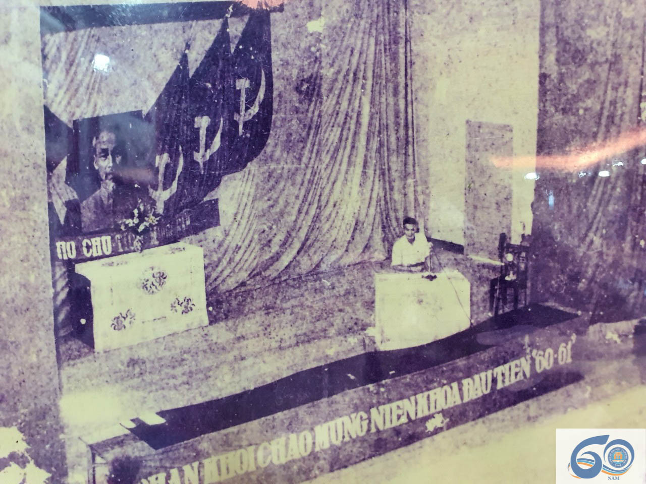 6cba8fc5279cdbc2828d