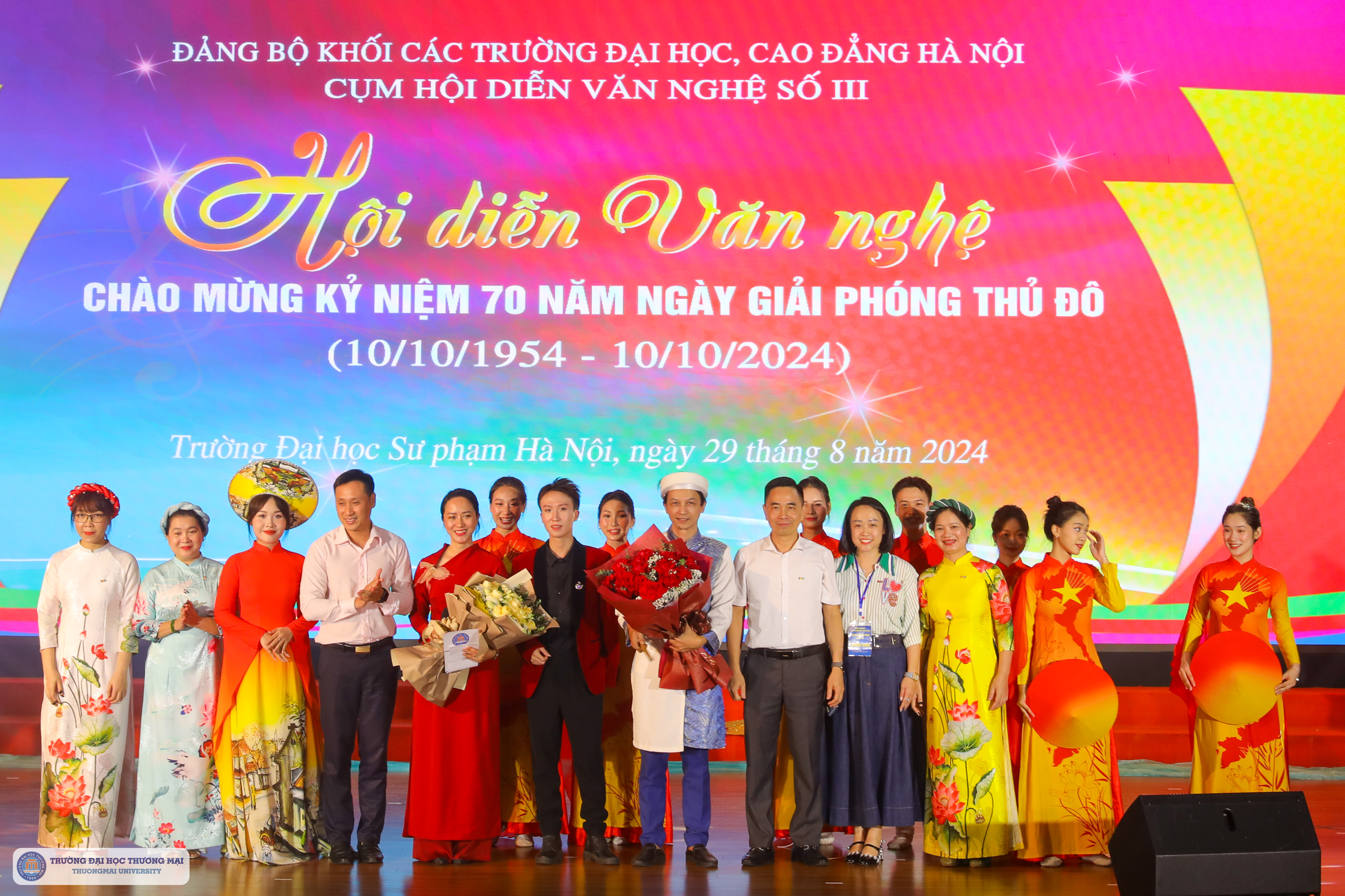 Trường Đại học Thương mại tham gia Hội diễn văn hoá, văn nghệ chào mừng kỷ niệm 70 năm Giải phóng Thủ đô (10/10/1954 - 10/10/2024) do Đảng uỷ khối các trường đại học, cao đẳng Hà Nội tổ chức