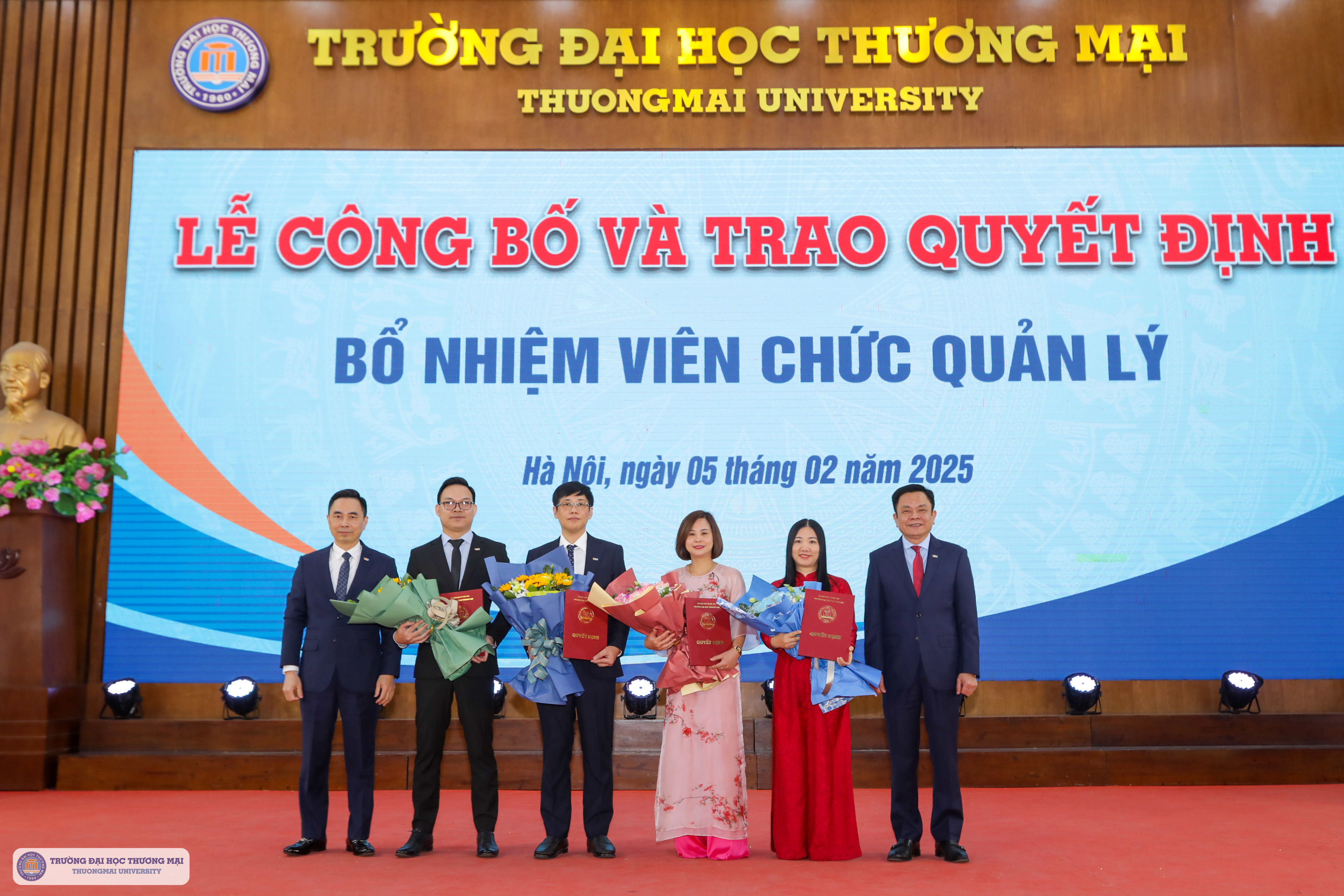 Lễ công bố và trao quyết định bổ nhiệm viên chức quản lý