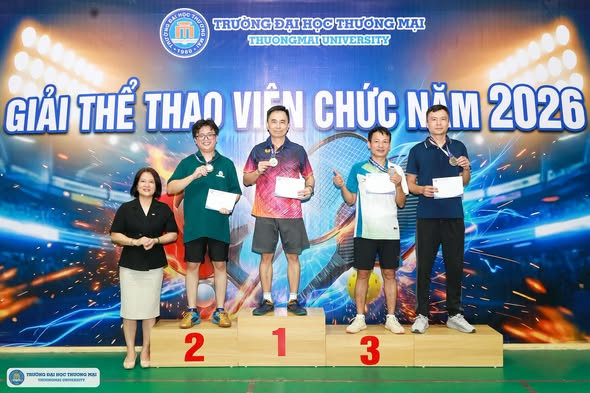 Sôi động Giải thể thao Viên chức 2026 Trường Đại học Thương mại