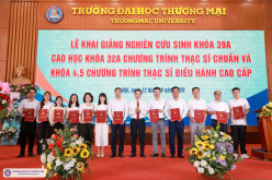 Lễ khai giảng nghiên cứu sinh khoá 39A, cao học khoá 32A chương trình thạc sĩ chuẩn và khoá 4, 5 chương trình Thạc sĩ Điều hành cao cấp