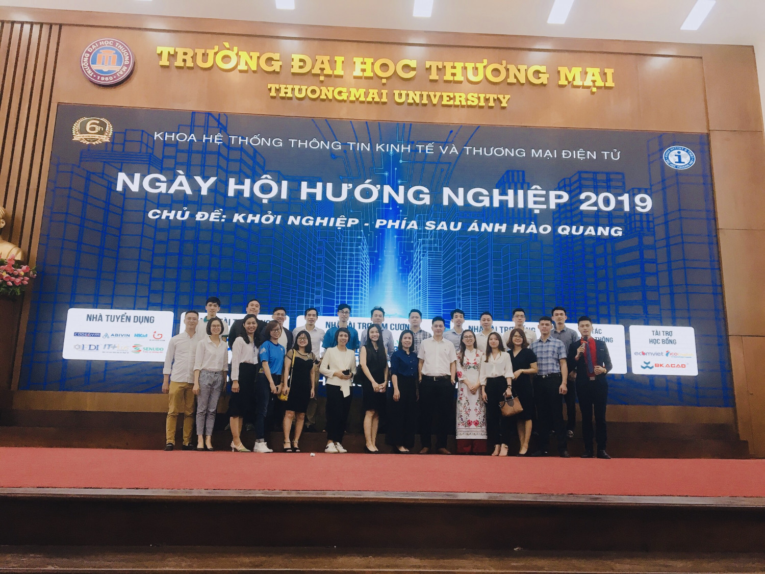 THÔNG CÁO BÁO CHÍ NGÀY HỘI HƯỚNG NGHIỆP 2019 – LẦN THỨ VI KHOA HỆ THỐNG THÔNG TIN KINH TẾ & THƯƠNG MẠI ĐIỆN TỬ TRƯỜNG ĐẠI HỌC THƯƠNG MẠI